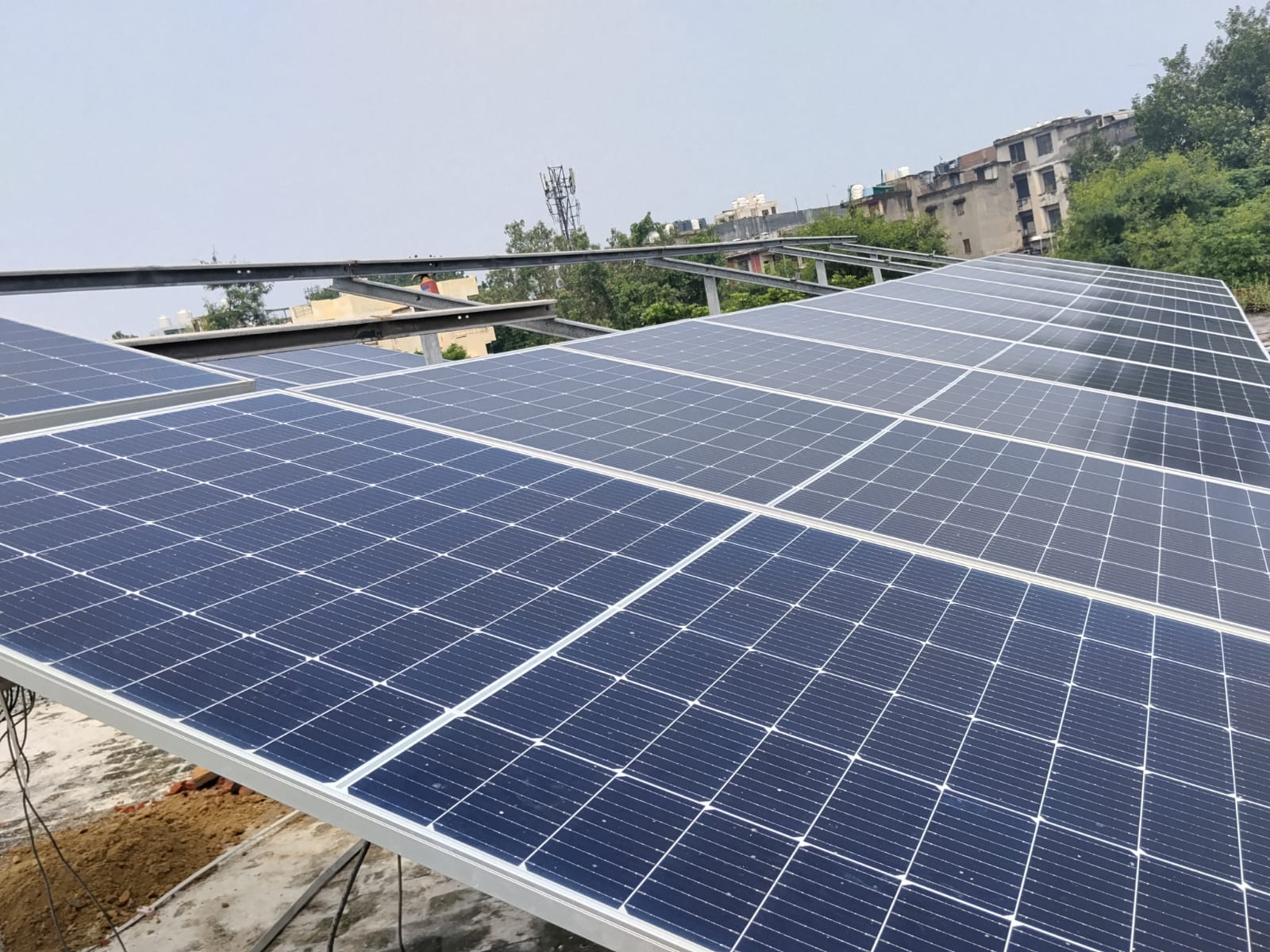Solar Gallery 29